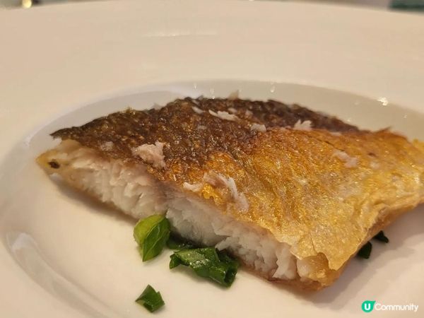 飽覽維港夜景的粤菜廳