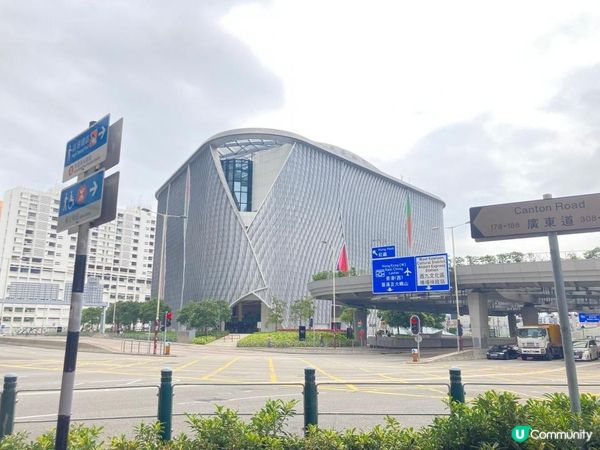 開心奇怪食物大發現：爆汁珍珠奶茶燒/爆漿牛奶曲奇