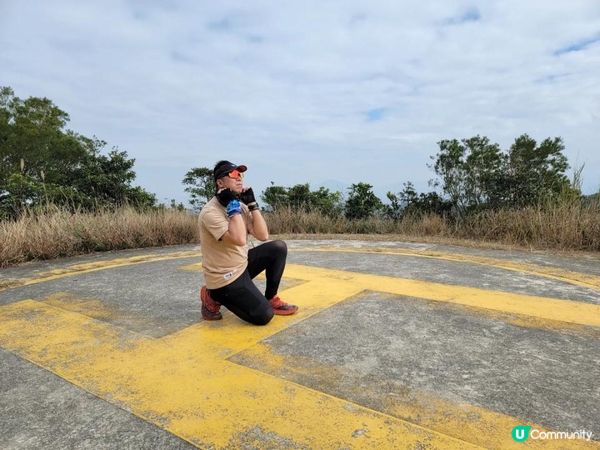 《九逕山 Kau Keng Shan ⛰️》 觀賞屯門南海灣 🏝 虎峽谷徑 🏞 九逕山直升機亭 🚁 石級天梯 🪨 『不平凡的路線✨️🧭』(交通和路線圖詳情，可按影片內容收看 👇)路