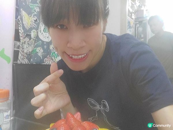 《9.29 六週年紀念 ~ 鮮果脆脆蛋糕 🎂》