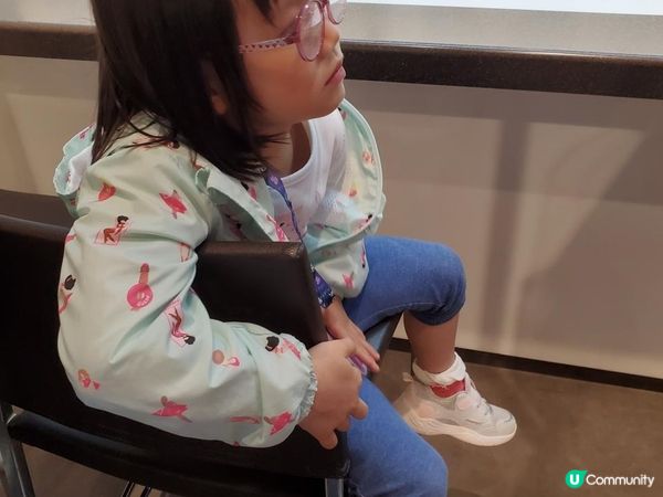 《風雨不改 : 紅燒鱷魚肉飯 @樓上》