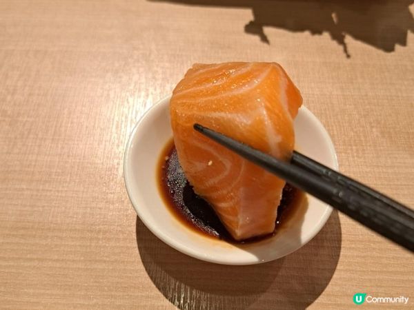 ✨️高質高CP值的燒肉定食💕刺身手卷也是很新鮮和多料