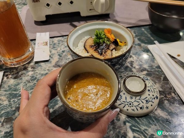 黃金蟹粉大閘蟹宴