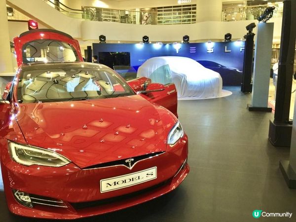 Tesla Model X 奢華生活的科技新寵