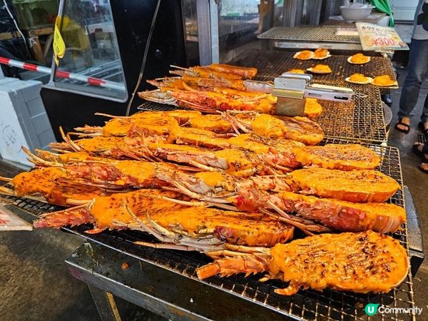 【沖繩美食】沖繩下機第一站必吃美食：系滿魚市場，邊聽音樂邊吃