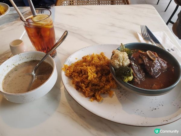 《Team lunch @Mano》