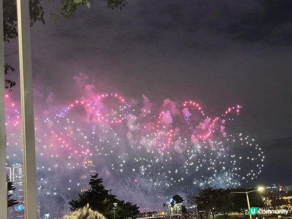 大年初二 香港放煙花