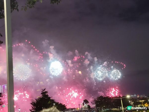 大年初二 香港放煙花