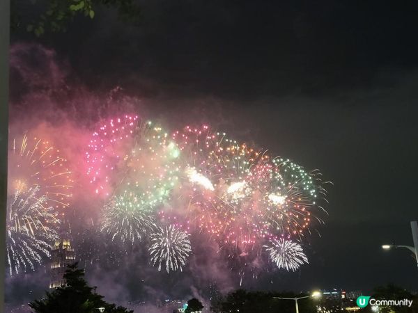 大年初二 香港放煙花