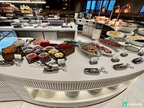 豐富半自助餐！