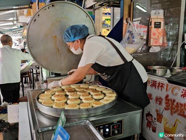 【中國自由行】內蒙古呼和浩特美食地圖📍寬巷子街頭掃街攻略🍢｜地道小吃逐樣試！芝士奶豆腐餅、炸糕、羊肉串、鮮奶皮捲、稀果羹全收錄！