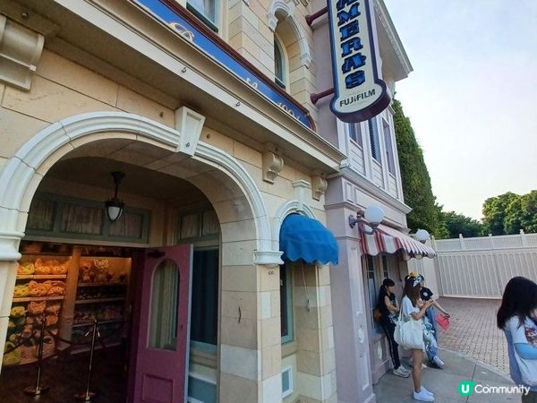 香港迪士尼樂園度假區20周年奇妙派對巡遊煙火表演