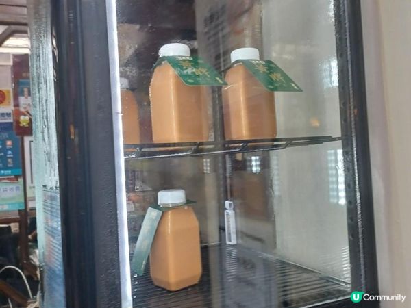 澳門噴水池內的黃枝記