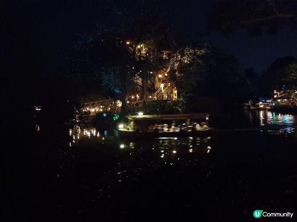 ⛵ 萬聖節版森林河流之旅