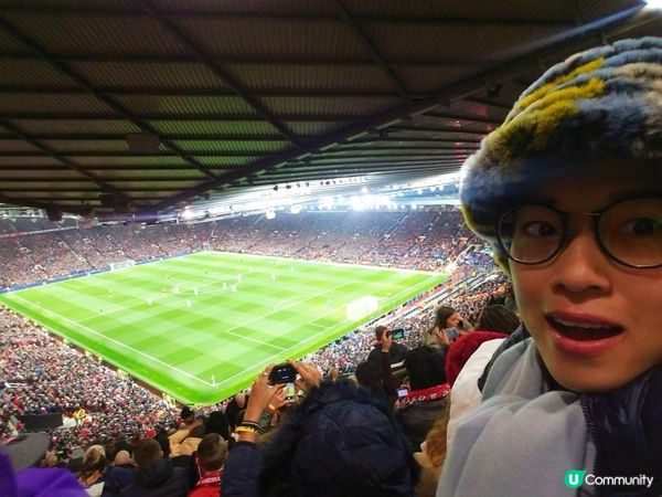 今個星期六深夜12點半英超有曼聯⚽️香港有直播啊！