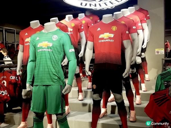 今個星期六深夜12點半英超有曼聯⚽️香港有直播啊！