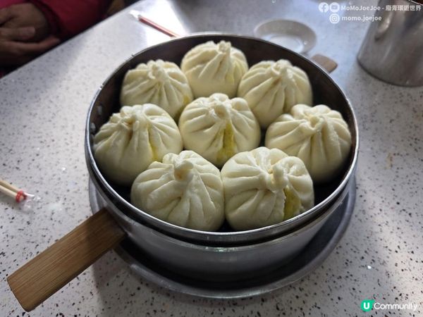 【中國自駕】有高原反應？沒去拉薩，從西寧直奔青海湖！在青藏鐵路起點吃爆西寧美食「清真包子🥟海拔3200米，開箱青海湖牧民客棧🏰 到底藏民如何取暖？｜#中國自由行 #青海湖攻略 ｜momojoejo