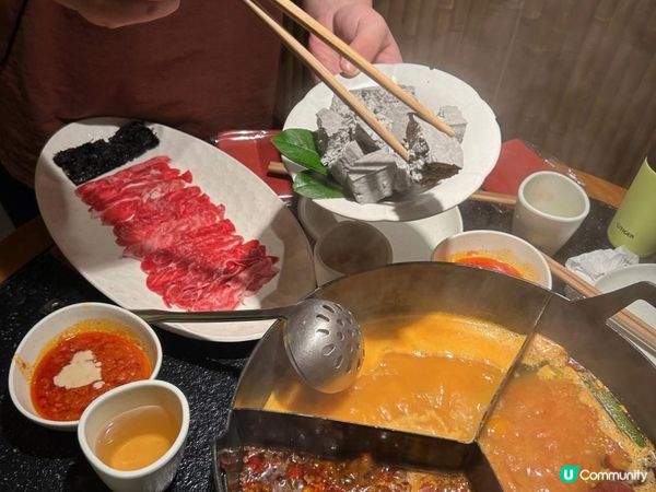 深圳長安亭院火鍋｜一秒入大唐！紅燈籠 + 油紙傘古風庭院
