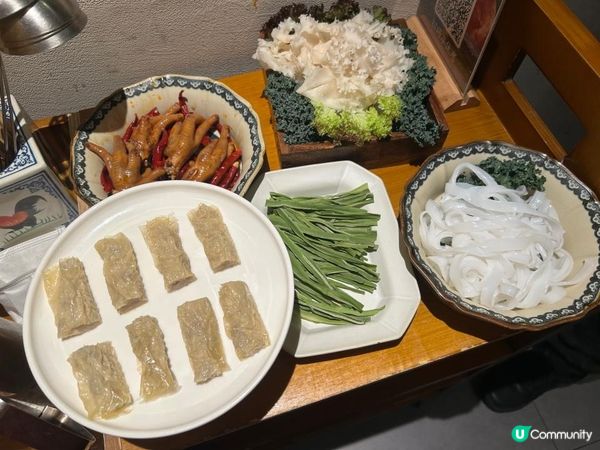 深圳長安亭院火鍋｜一秒入大唐！紅燈籠 + 油紙傘古風庭院
