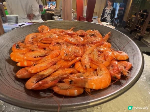 台北欣葉下午茶！生魚片區排長龍