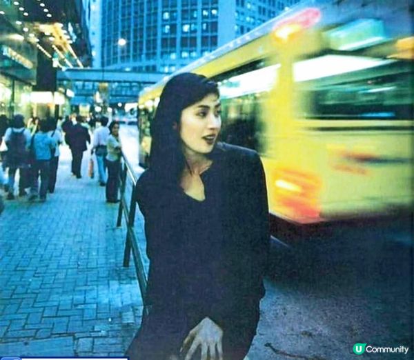 90年代的她