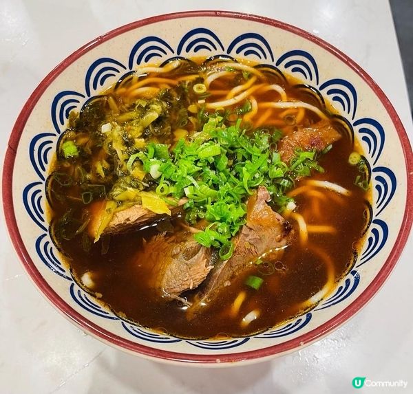 旺角人氣台灣餐廳，平時夜晚都要等成兩粒鐘先至等到入去食嘢。難...