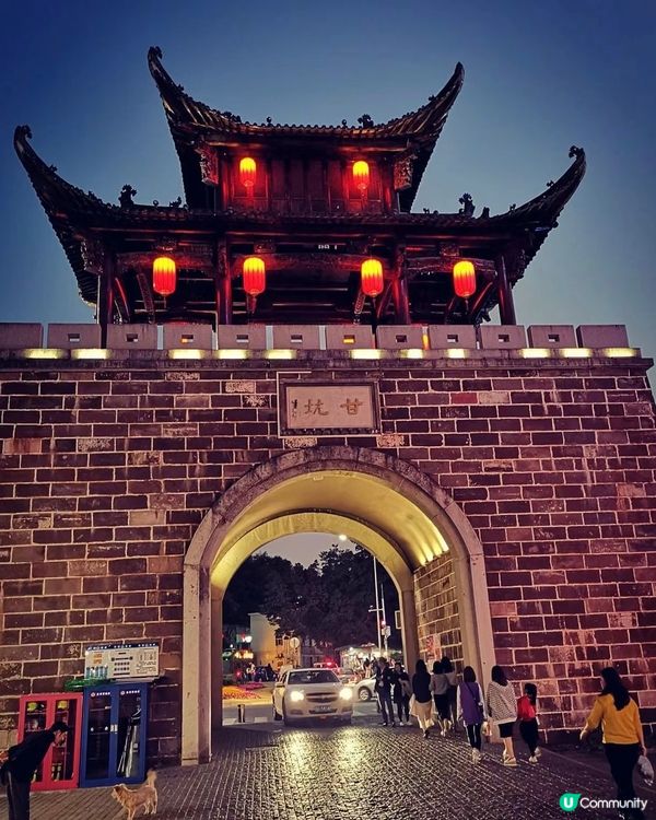 浪漫絕美小鎮 半日遊全攻略