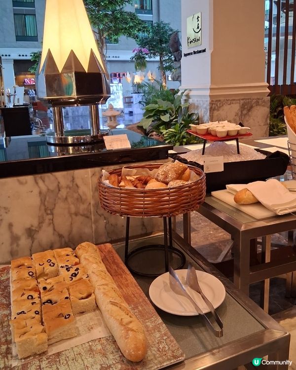 曼谷篇：靠近機場的自助午餐