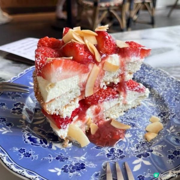 草莓奶油蛋糕！🍓 少女心大爆發！💖