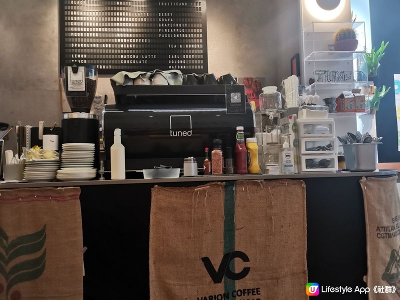 繼上次跟同事來《Tuned Coffee & Roaster...