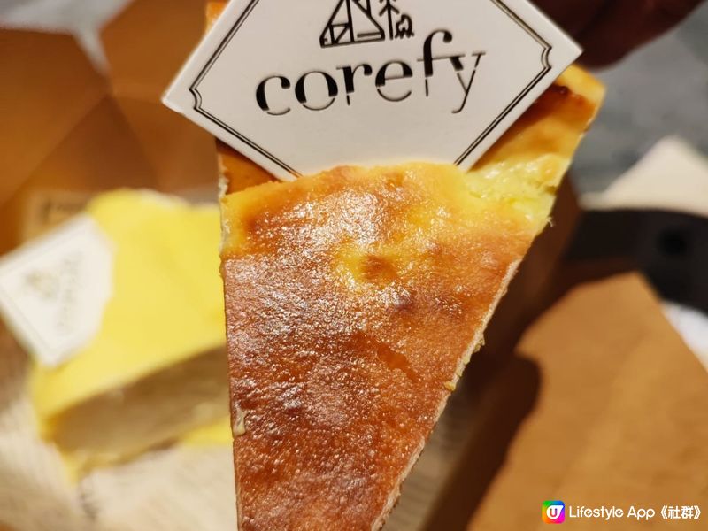 荃灣corefy Cafe必食榴槤千層蛋糕！