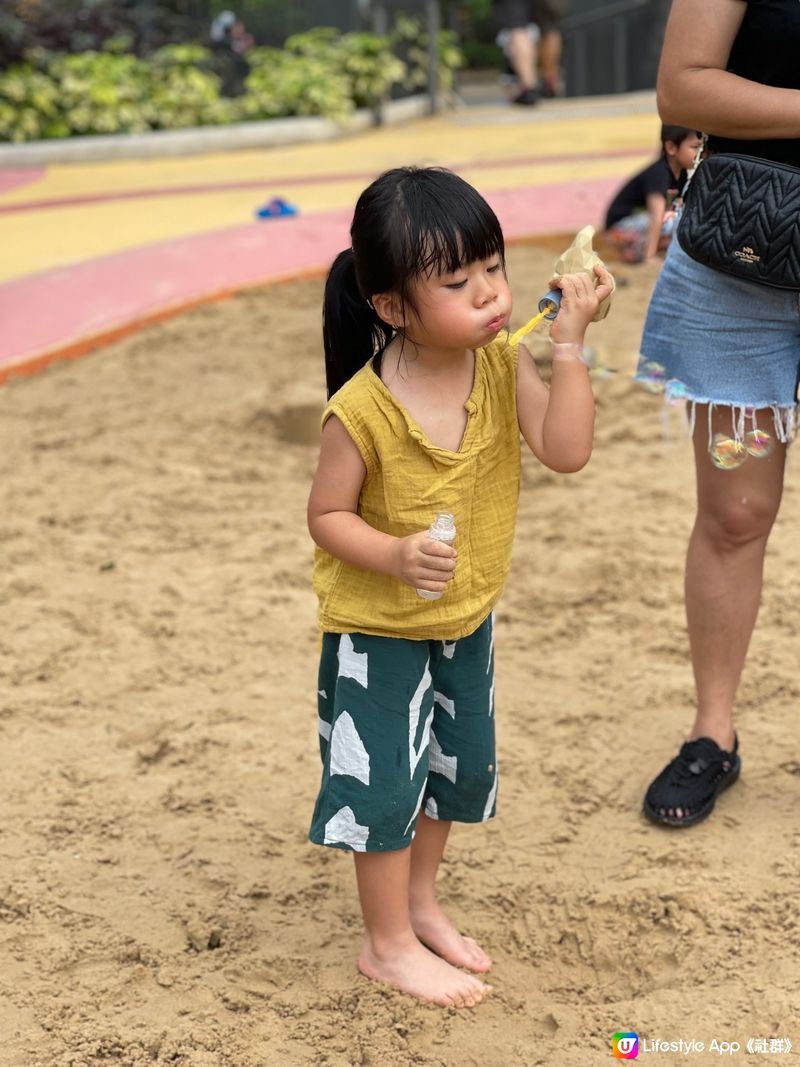 小朋友夏天都岩玩嘅室外公園