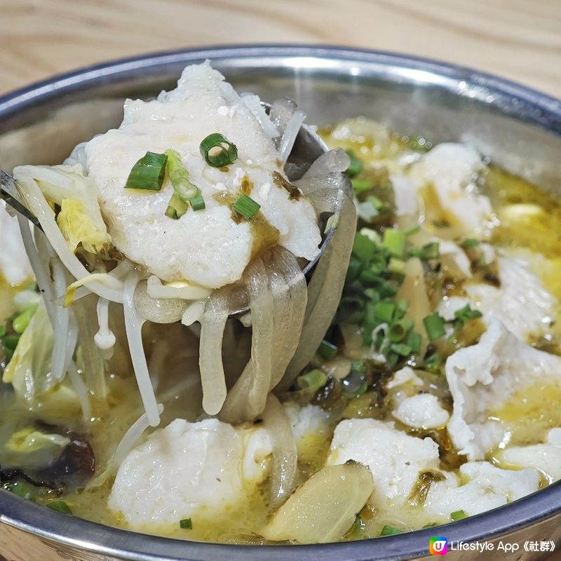 灣仔利東街🚇隔離，川菜小店「川亭」😋 大件夾抵食！