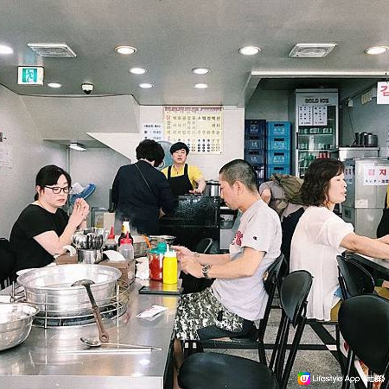 [旅遊]韓國首爾｜東大門陳玉華一隻雞 初訪韓國必吃的蒜味雞湯 (中文菜單) / 影片：明洞一隻雞